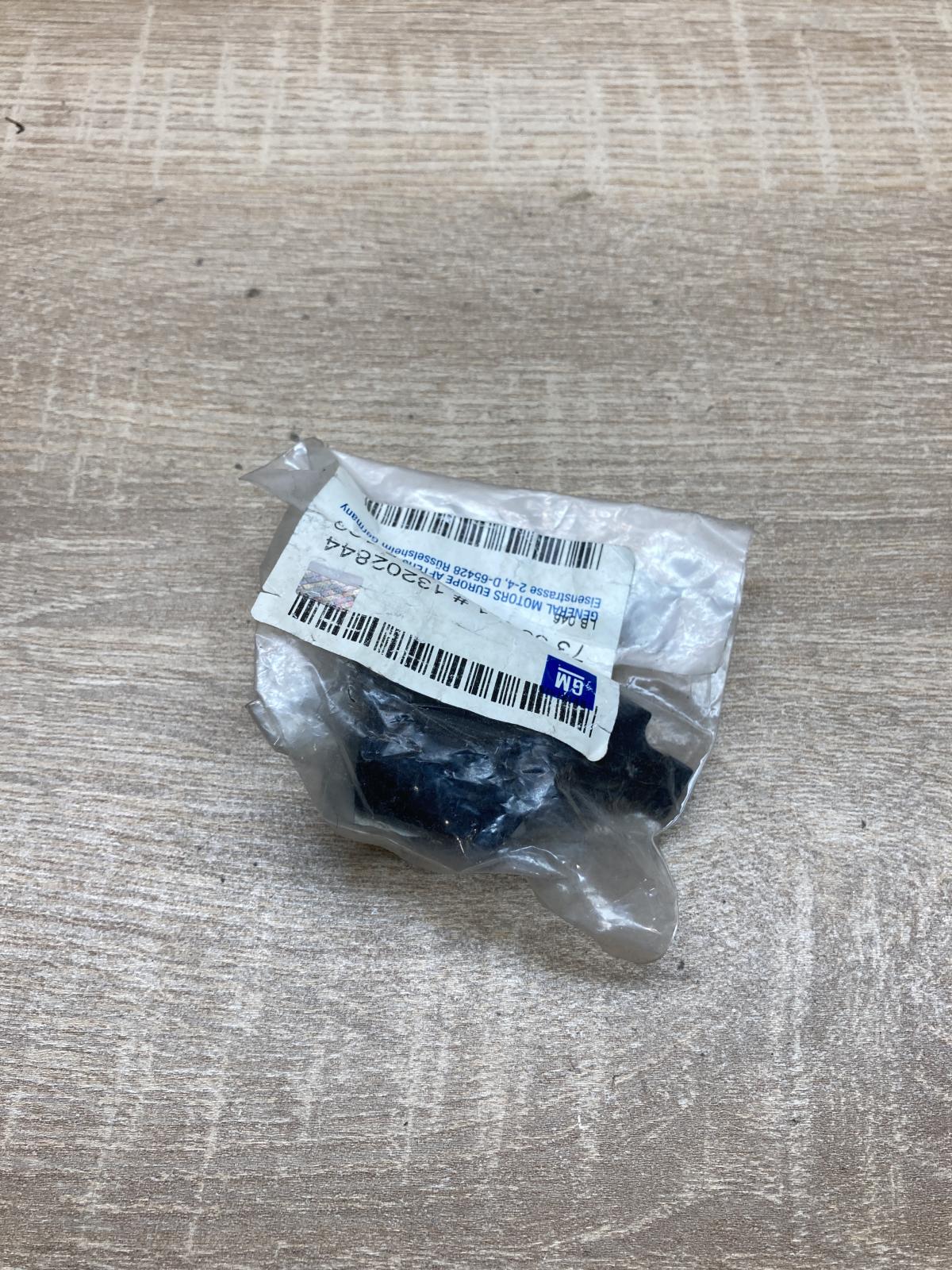 13202844 7330885  Other interior part Opel Astra H