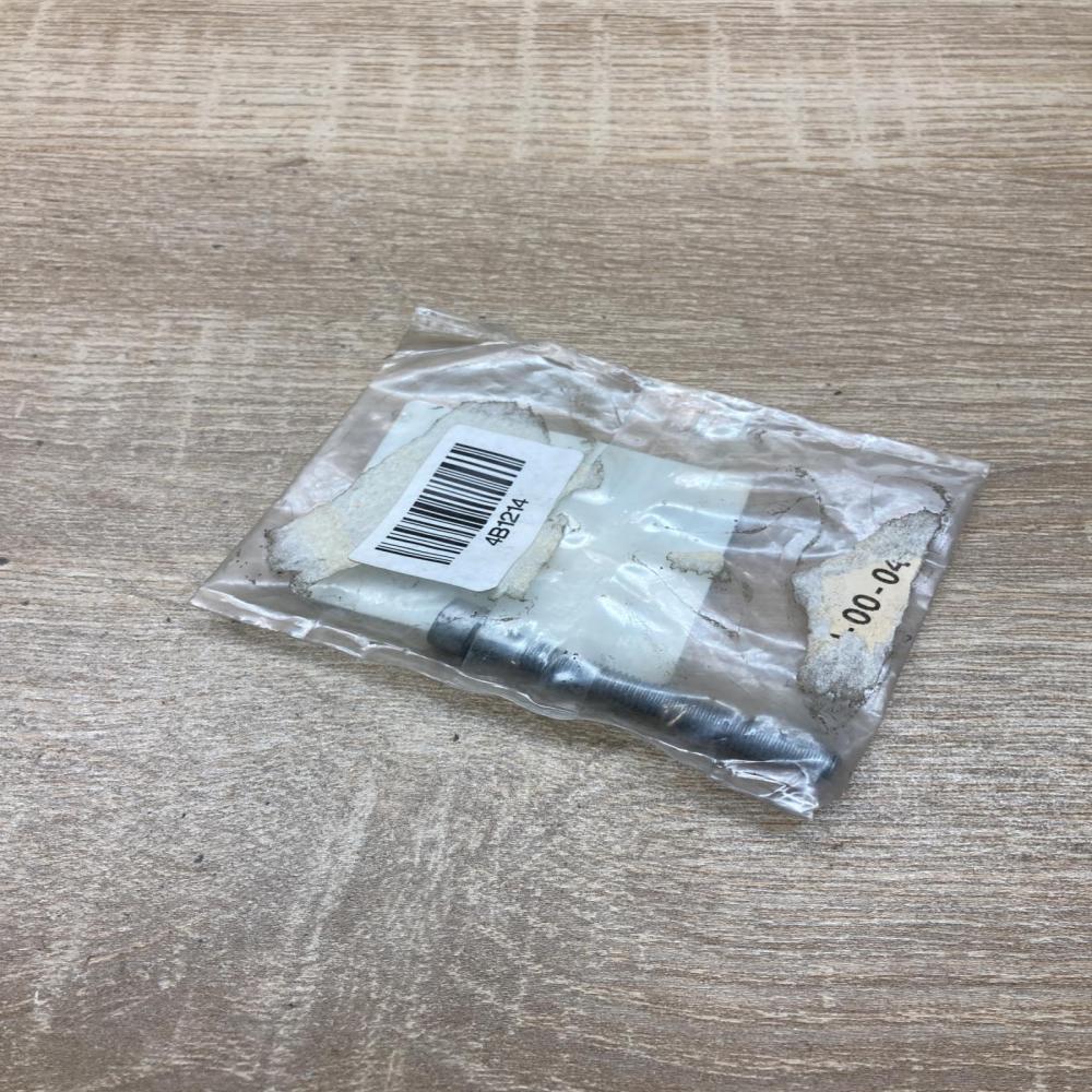11098251 2046513  Nuts/bolts Opel Corsa D