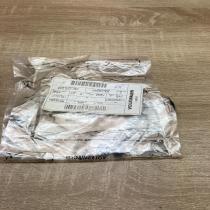 8V0823397  2 Pcs Other engine bay part Audi A3 S3 8V
