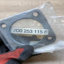 2D0253115F   Other exhaust manifold parts Volkswagen II LT