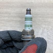 Super R6   Spark plug Volkswagen Golf IV