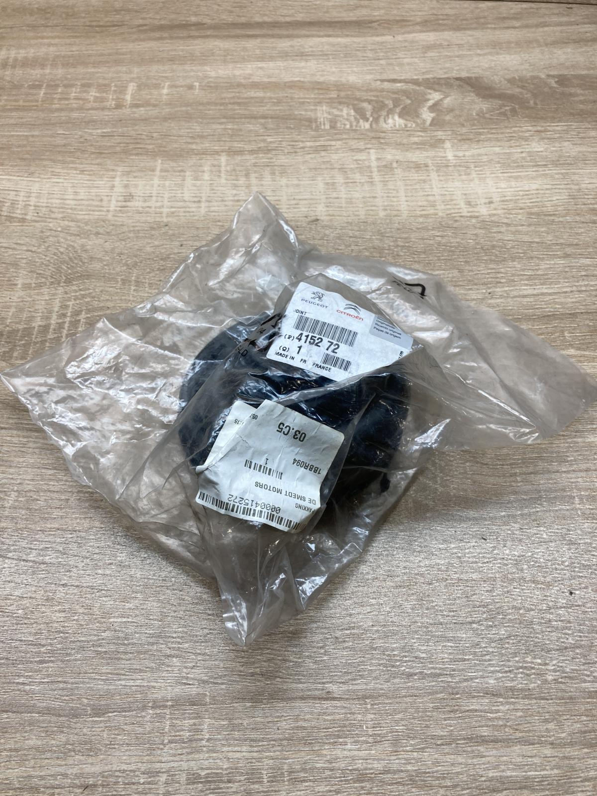 415272   Other engine part Peugeot 306