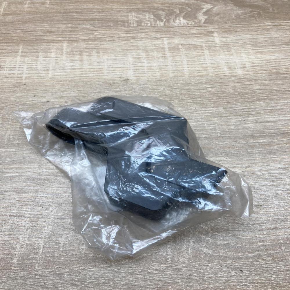 YQ00122080  2 Pcs Rear bumper mounting bracket Citroen C3 Aircross