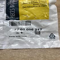 7701056217   Other exterior part Renault Clio II