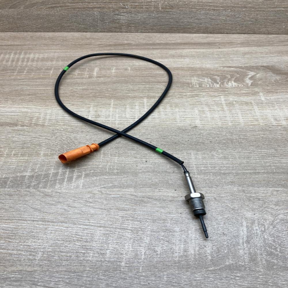 03L906088BJ   Exhaust gas temperature sensor Audi Q3 8U