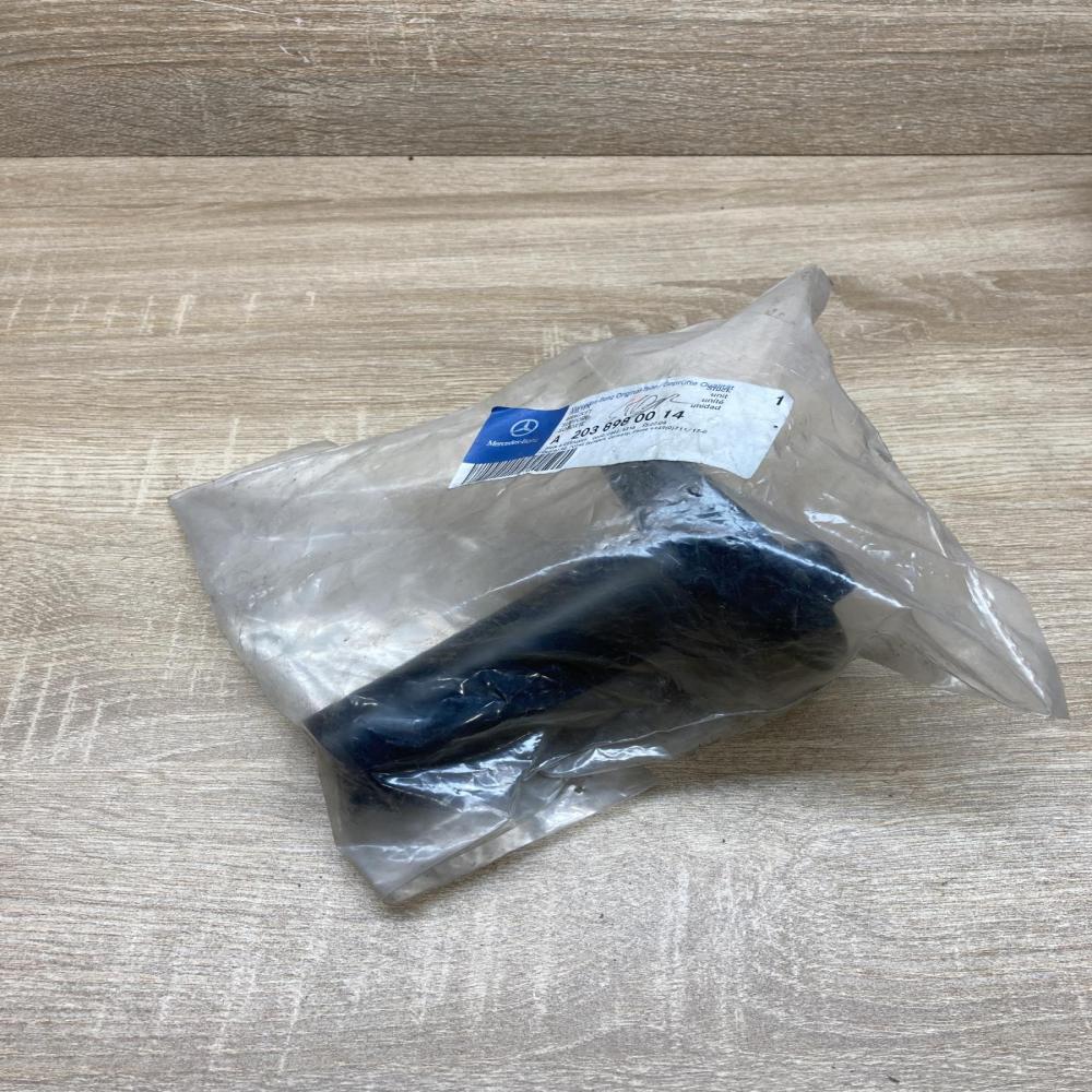 A2038980014   Spare wheel mounting bracket Mercedes-Benz ML W164