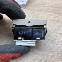 13273241 6240588  Sunroof switch Opel Insignia A