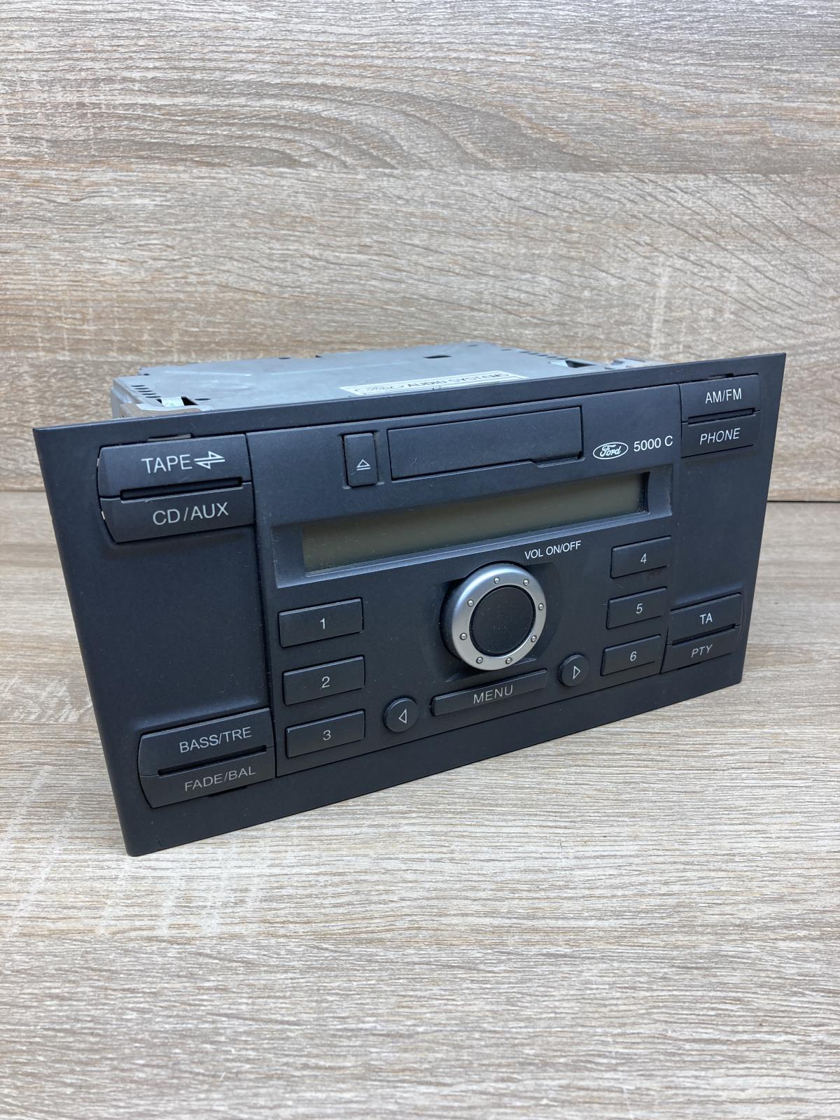 3S7T 18K876 AC M210639  Radio/CD/DVD/GPS head unit Ford Mondeo Mk III