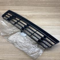 4B0807683F   Front bumper lower grill Audi A6 S6 C5 4B