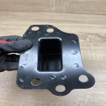 93368358 1400710  Front bumper mounting bracket Opel Meriva A