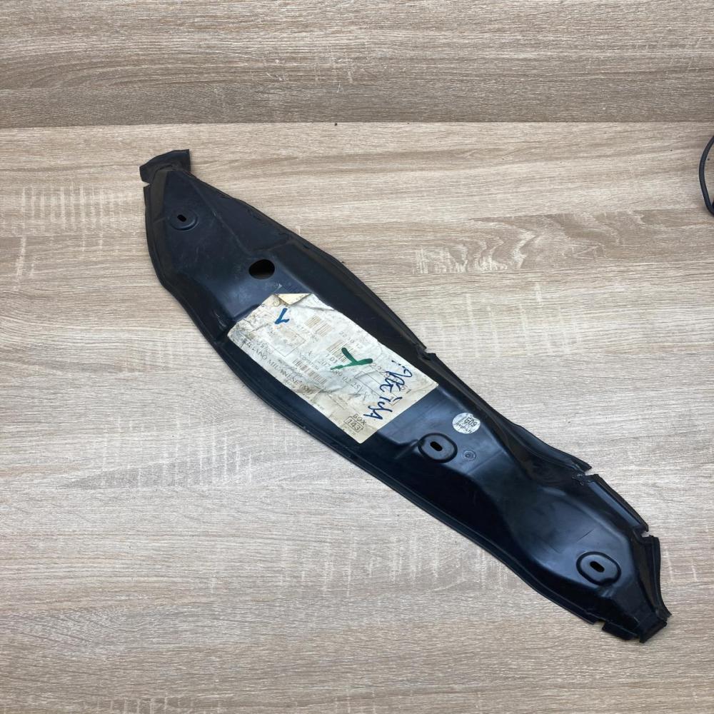 A2078890225   Fender end trim Mercedes-Benz E C207 W207