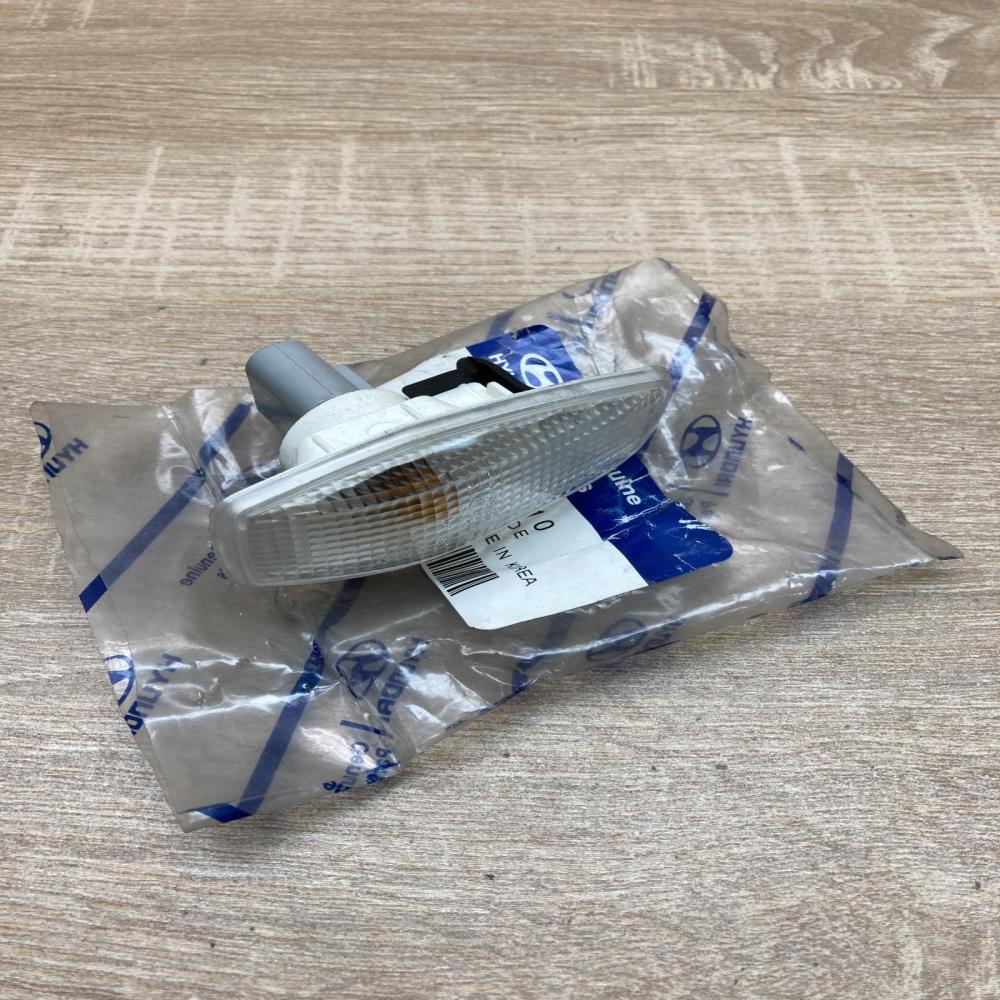 92304 2D110   Front fender indicator light Hyundai Tiburon