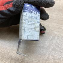 94750 37000   Oil pressure sensor Hyundai Santa Fe