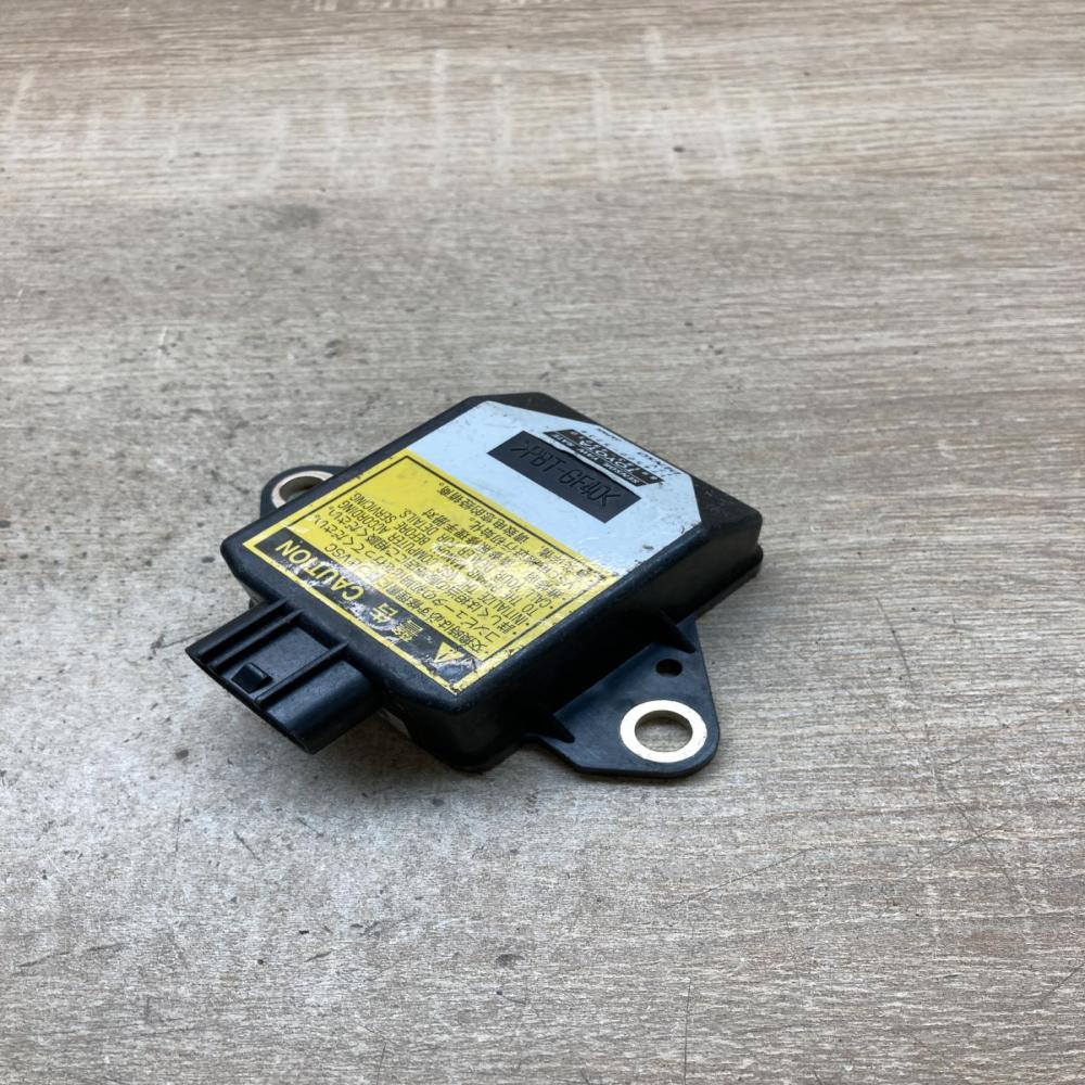 89183 48010 8918348010  ESP acceleration yaw rate sensor Toyota Prius (XW20)