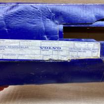 9151490   Third/center stoplight Volvo S70  V70  V70 XC