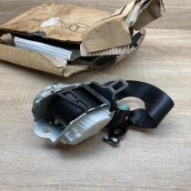 A2058600685   Rear seatbelt Mercedes-Benz C W205