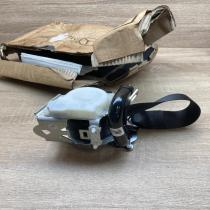 A2058600685   Rear seatbelt Mercedes-Benz C W205