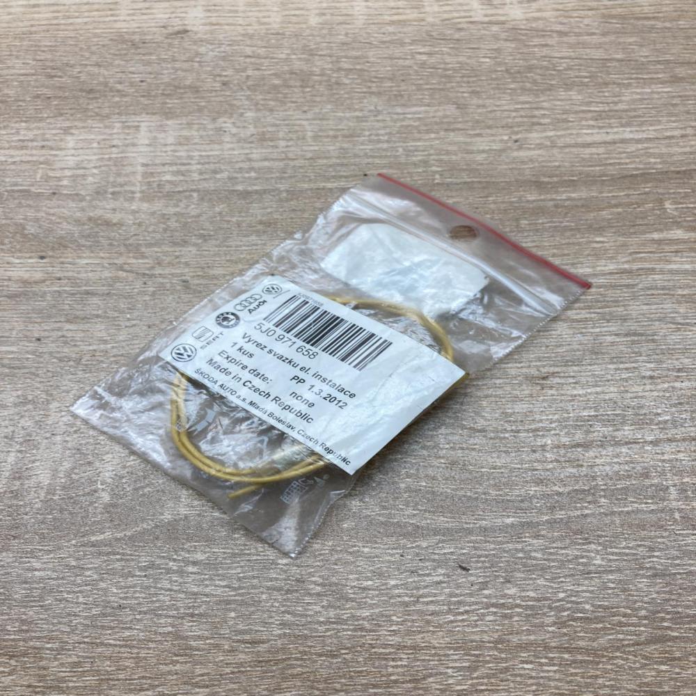 5J0971658   Other wiring loom Volkswagen Tiguan