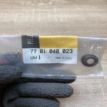 7701040023   Other engine part Renault Master II
