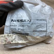 26029 9F500   Headlight/headlamp dust cover Nissan Primera