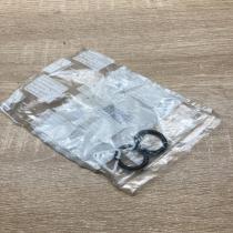 1338G5  2 Pcs Other engine bay part Peugeot 3008 I