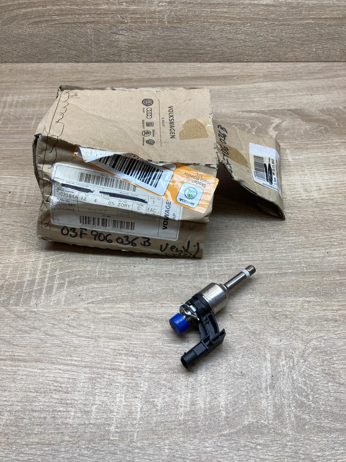 03F906036B   Fuel injector Audi A3 S3 8P
