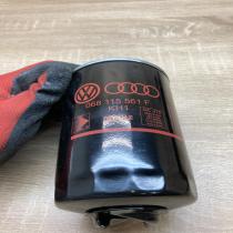 068115561F   Oil filter cover Volkswagen PASSAT B5.5