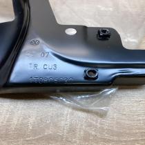 1T0805030   Other exterior part Volkswagen Caddy