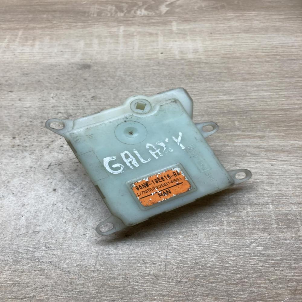 95NW 19E616 RA 95NW19E616RA  Air flap motor/actuator Ford Galaxy