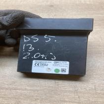 9801695280   Central body control module Citroen DS5