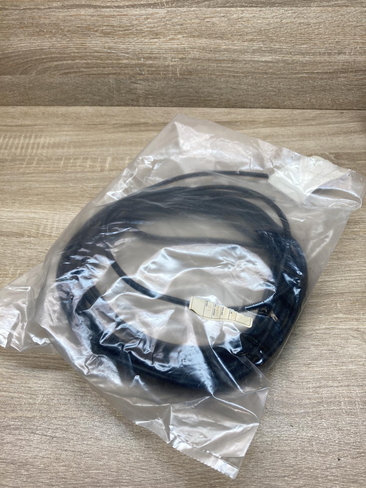 1J0955751D   Windshield washer fluid hose Volkswagen PASSAT B7