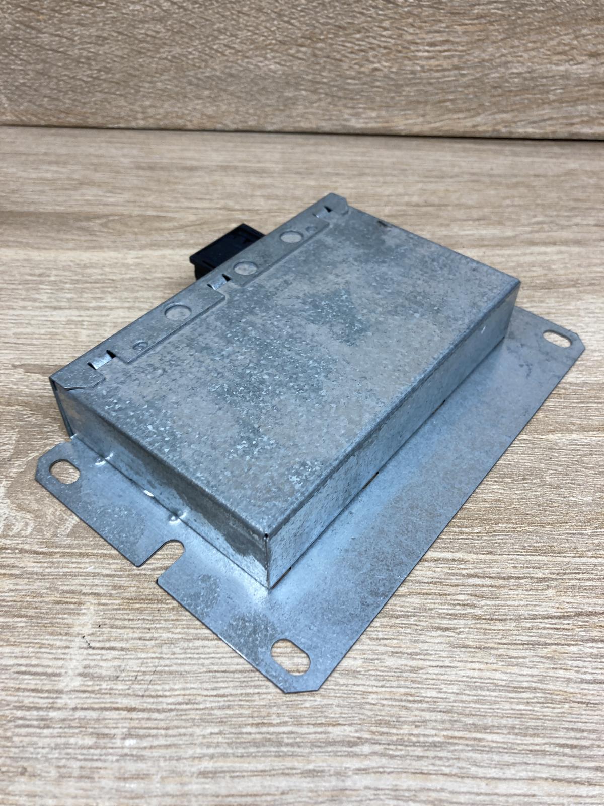 8385141   GPS navigation control unit/module BMW 3 E46