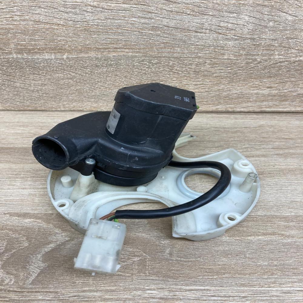 1745181   Engine control unit/module fan BMW 5 E39