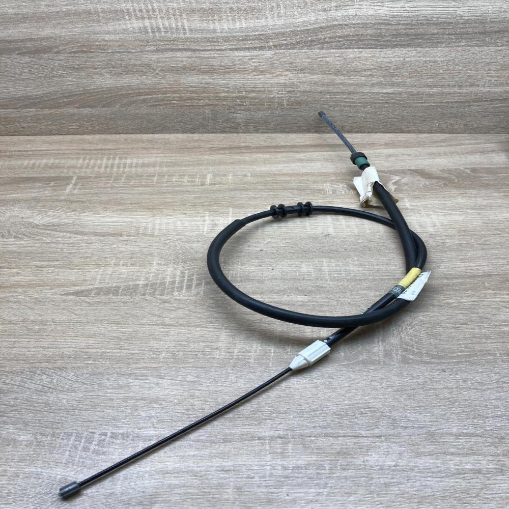 8200694053   Hand brake release cable Renault Kangoo I