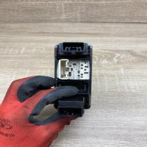 183574   Wing mirror switch Toyota Avensis T250