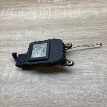 4B1820511A 0132801127  Air flap motor/actuator Audi A6 S6 C5 4B