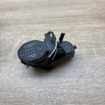 6935442 ECB514  Air flap motor/actuator BMW X5 E53