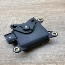 8D1820511B 0132801116  Air flap motor/actuator Audi A4 S4 B5 8D
