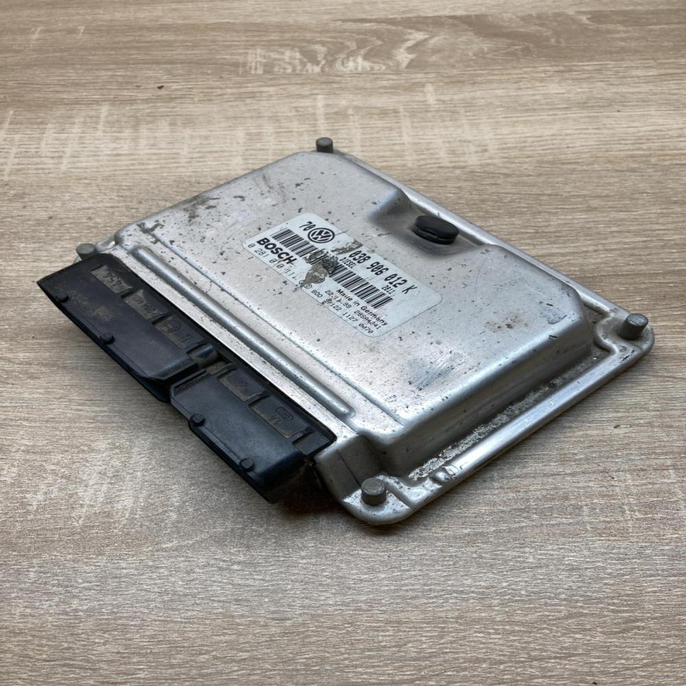038906012K 0281010111  Engine control unit/module ECU Volkswagen Golf IV