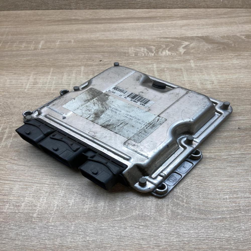 9652183480 0281011520  Engine control unit/module ECU Peugeot 406