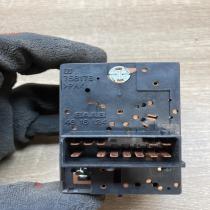 4616124 758173  Light switch Saab 9-5