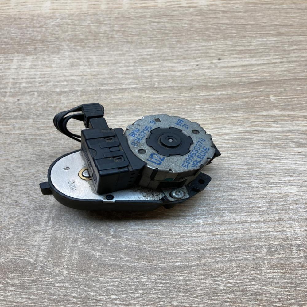 8363795   Air flap motor/actuator BMW 5 E39