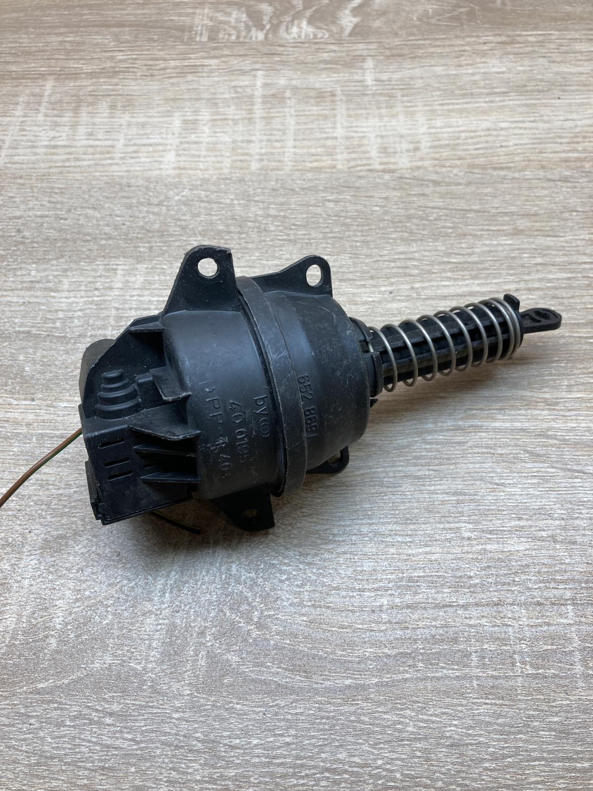 652869L 400195  Vacuum valve Opel Vectra B