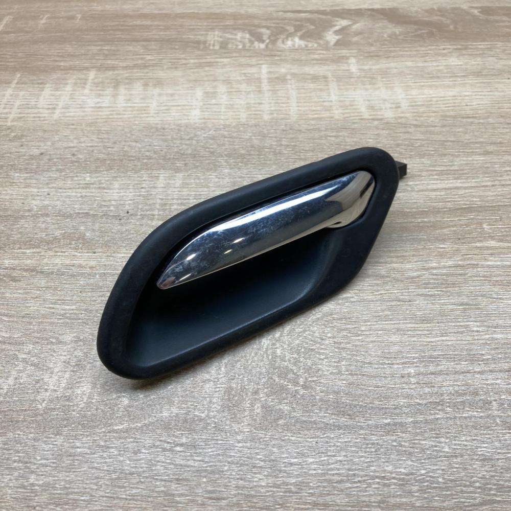 8226049   Front door interior handle BMW 5 E39