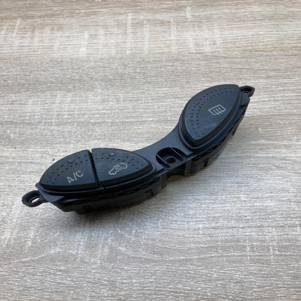 98AG19A945BG   Climate control unit Ford Focus
