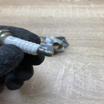 7700860235   Spark plug Renault Espace III