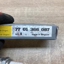 7701366087   Spark plug Renault Clio I