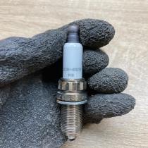 12ZR 8STP   Spark plug Peugeot 308