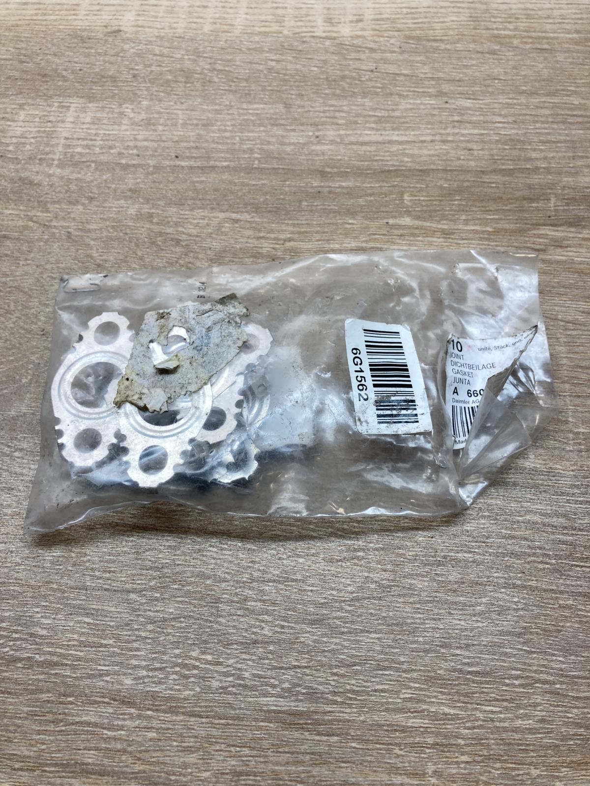 A6601420880  6 Pcs Other engine part Smart ForTwo II