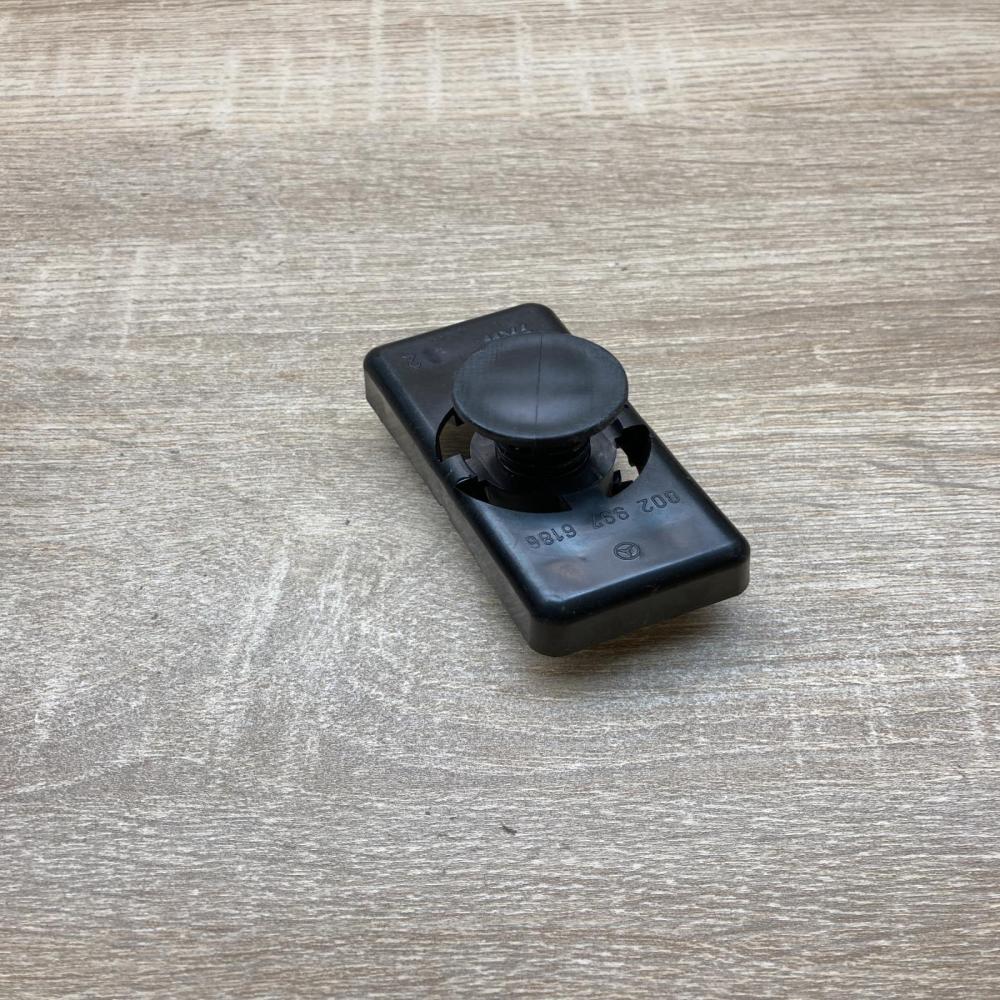 0029976186   Jacking socket point Mercedes-Benz CLK A209 C209